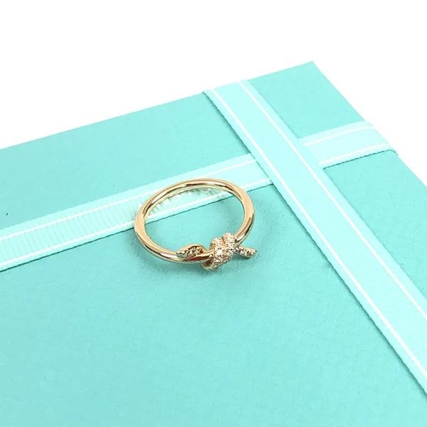 2023 brand designer ring the new double shaped opening sterling sier band fashion woman jewelry rings tiff, Silver
2023 brand designer ring the new double shaped opening sterling sier band fashion woman jewelry rings tiff, Silver