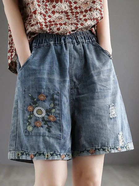 women's jeans summer vintage high waist embroidery denim shorts s3xl hole loose women pants fashion elastic streetwear wide leg 230721, Blue
women's jeans summer vintage high waist embroidery denim shorts s3xl hole loose women pants fashion elastic streetwear wide leg 230721, Blue