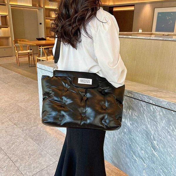 argiela mm6 majira glam slam hobo women's sheepskin liu wen same style leather cloud bag single shoulder underarm bag 38hv
argiela mm6 majira glam slam hobo women's sheepskin liu wen same style leather cloud bag single shoulder underarm bag 38hv