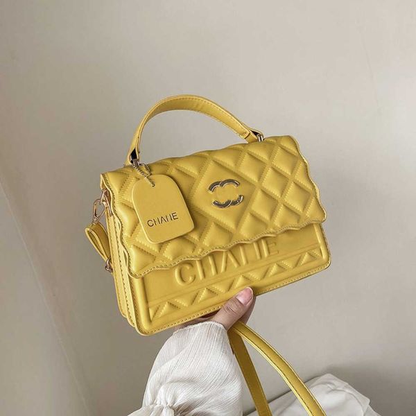 fashion designer bag beach luxury tote shopping celebrity party beige black versatile niche high sense
fashion designer bag beach luxury tote shopping celebrity party beige black versatile niche high sense