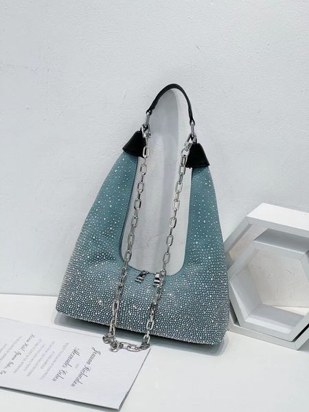 new foreign air high-end atmospheric gradient diamond bag fashion diagonal bag underarm bag handbag
new foreign air high-end atmospheric gradient diamond bag fashion diagonal bag underarm bag handbag