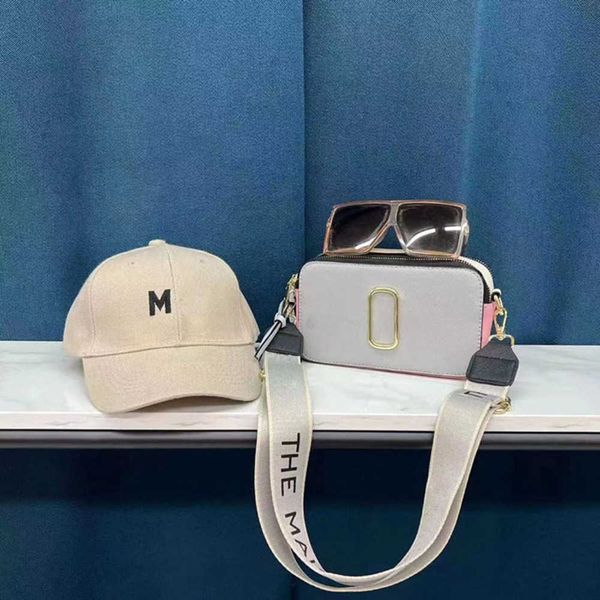 designer crossbody shoulder bag multicolor double zipper wide strap women handbag lady wallet simple versatile metal letter camera bag, Silver
designer crossbody shoulder bag multicolor double zipper wide strap women handbag lady wallet simple versatile metal letter camera bag, Silver