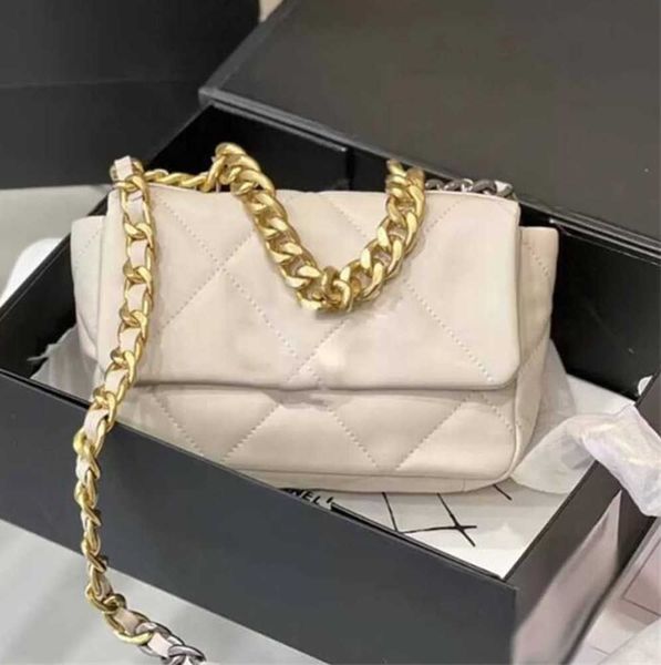 tote bag designer chain shoulder crossbody handbag women classic cc 19 flap purse luxury lamskin leather envelope clutch brown
tote bag designer chain shoulder crossbody handbag women classic cc 19 flap purse luxury lamskin leather envelope clutch brown