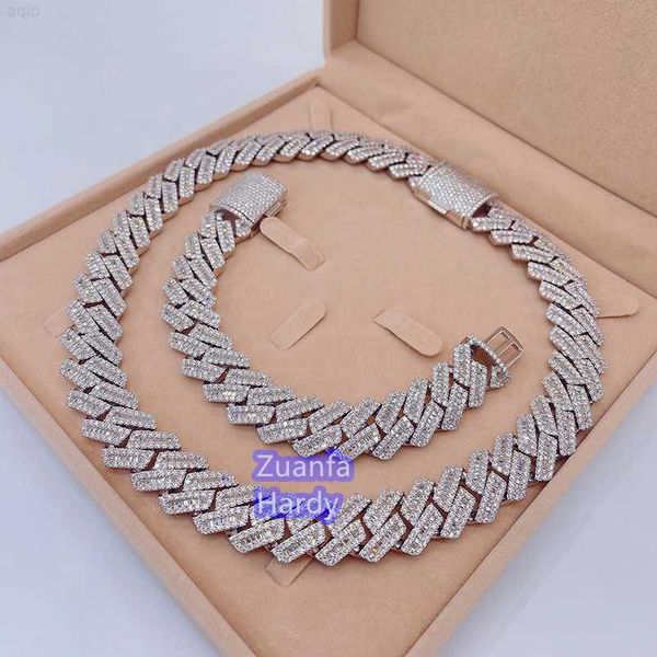 18 mm baguette moissanite necklace fit custom pendant cuban link chains men cuban chain, Silver
18 mm baguette moissanite necklace fit custom pendant cuban link chains men cuban chain, Silver