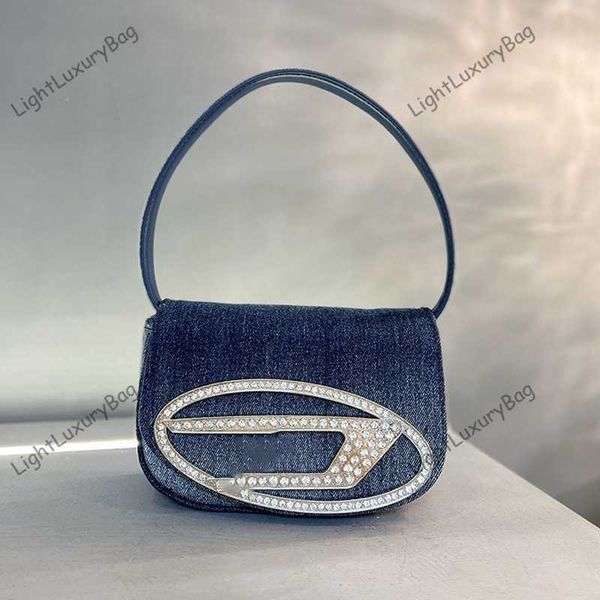 evening bag designer di bags dr shoulder crossbody bag fashion cowboy gradient colour handbags women saddle bag luxury letter tote classic f
evening bag designer di bags dr shoulder crossbody bag fashion cowboy gradient colour handbags women saddle bag luxury letter tote classic f