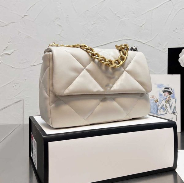 diamond lattice bag v-shape rhombic bags messenger luxurys designers quality women knitting chains thread handbags mother cossbody wallet to
diamond lattice bag v-shape rhombic bags messenger luxurys designers quality women knitting chains thread handbags mother cossbody wallet to