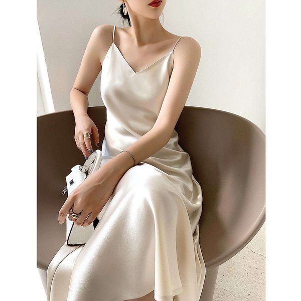 hepburn style strappy dress for women in summer with v neck and acetate satin first love, Black;gray
hepburn style strappy dress for women in summer with v neck and acetate satin first love, Black;gray