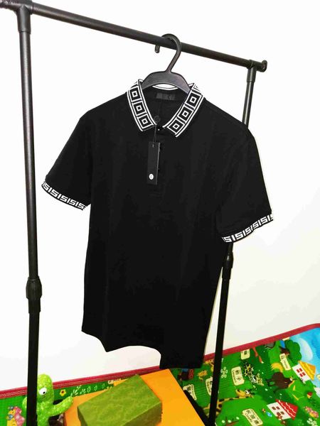 versage meduse vercace luxury tea europe clothing paris patchwork luxury men's men's t-shirt fashion cotton men's designer po, White;black
versage meduse vercace luxury tea europe clothing paris patchwork luxury men's men's t-shirt fashion cotton men's designer po, White;black