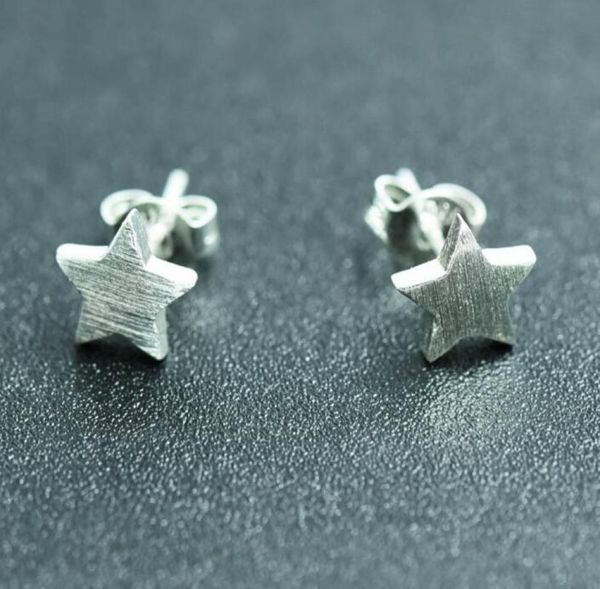 2019 new fashion plated 925 sterling silver earrings drawing frosted star stud earrings for women/lover earring jewelry 15pairs6659494, Golden;silver
2019 new fashion plated 925 sterling silver earrings drawing frosted star stud earrings for women/lover earring jewelry 15pairs6659494, Golden;silver