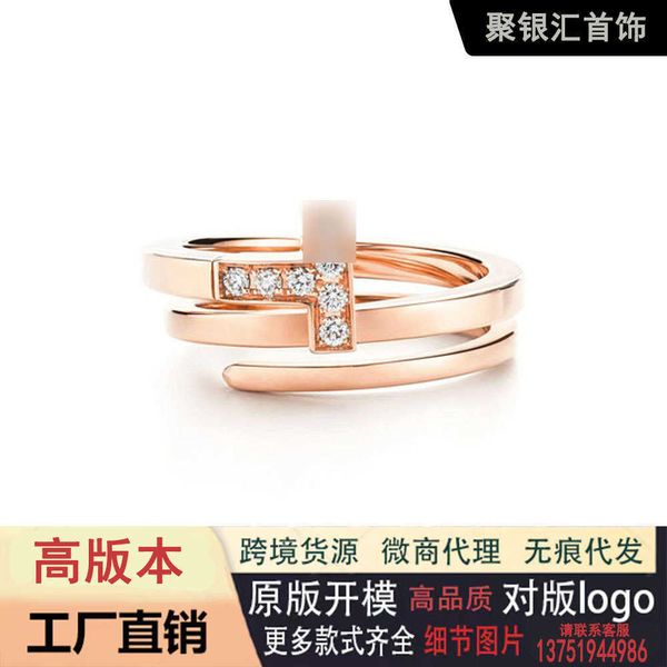 famous brand tiffay tiff925 silver v gold material fashion versatile temperament t-shaped stone three row ring
famous brand tiffay tiff925 silver v gold material fashion versatile temperament t-shaped stone three row ring