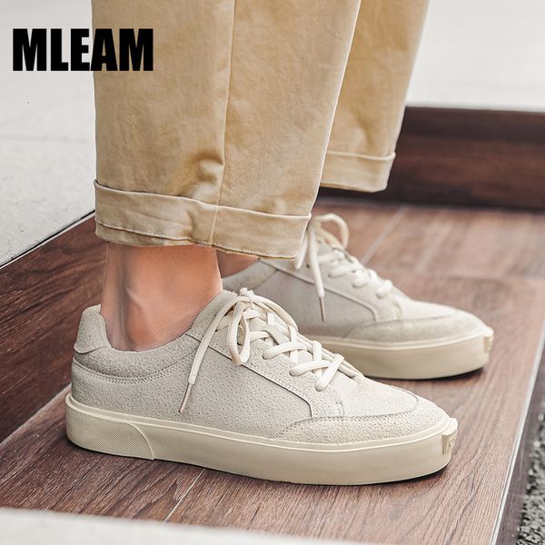 dress shoes 2023 men retro casual fashion lightweight male classic sneakers outdoor running nonslip sport zapatillas hombre 230721, Black
dress shoes 2023 men retro casual fashion lightweight male classic sneakers outdoor running nonslip sport zapatillas hombre 230721, Black