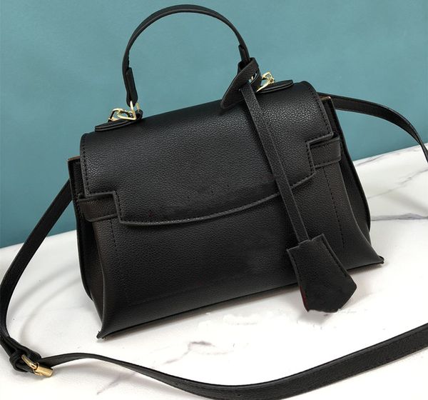 pu tote bag fashion designer bags retro bag for women new fashion handheld bag casual one shoulder crossbody small square bag wholesale
pu tote bag fashion designer bags retro bag for women new fashion handheld bag casual one shoulder crossbody small square bag wholesale