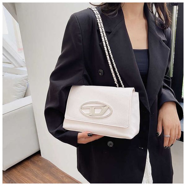 handbag designer 2023 bags new summer light luxury small crowd shoulder leisure texture handheld underarm bag for women
handbag designer 2023 bags new summer light luxury small crowd shoulder leisure texture handheld underarm bag for women