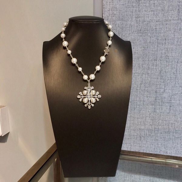 women's sweater chain pendant necklaces ccity brand jewelry designer luxury c logo autumn and winter choker pearl long-chain 8252, Silver
women's sweater chain pendant necklaces ccity brand jewelry designer luxury c logo autumn and winter choker pearl long-chain 8252, Silver