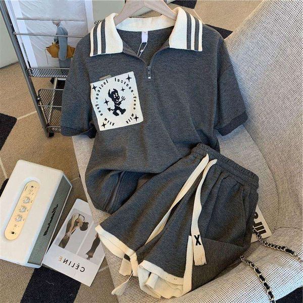 preppy style suit women s pant summer small design sense zipper and lapel short sleeve waffle shorts two piece set, White
preppy style suit women s pant summer small design sense zipper and lapel short sleeve waffle shorts two piece set, White