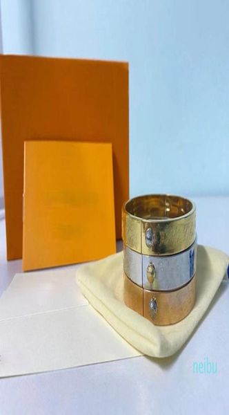 designer jewelry bangle rose gold silver stainless steel luxury simple cross pattern buckle jewelry women mens bracelets with box4492770, Black
designer jewelry bangle rose gold silver stainless steel luxury simple cross pattern buckle jewelry women mens bracelets with box4492770, Black
