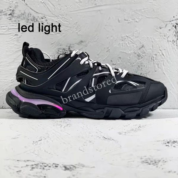 designer sneakers track 3 light men shoes brand women sneaker white black leather led trainer nylon printed platform trainers running shoe
designer sneakers track 3 light men shoes brand women sneaker white black leather led trainer nylon printed platform trainers running shoe