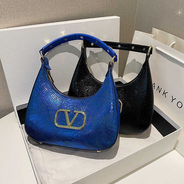 handbag designer 2023 popular crocodile pattern single shoulder underarm light luxury high women's bag
handbag designer 2023 popular crocodile pattern single shoulder underarm light luxury high women's bag