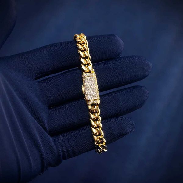 hip hop miami 8mm cuban chain d color moissanite custom silver cuban bracelet for women
hip hop miami 8mm cuban chain d color moissanite custom silver cuban bracelet for women