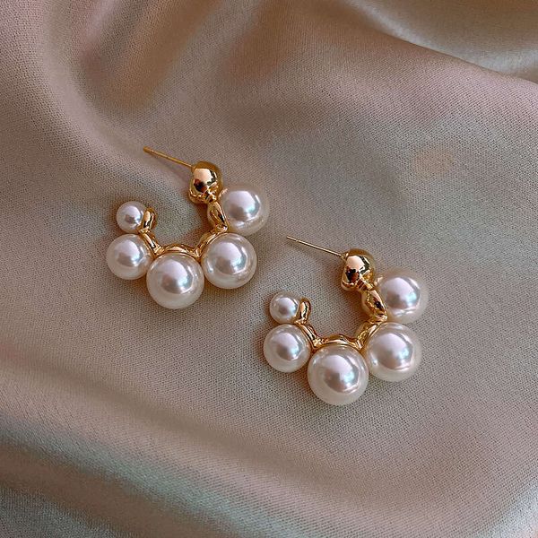 designer's sier needle korean c-shaped pearl earrings irregular pearl earrings female cool style earrings, Golden
designer's sier needle korean c-shaped pearl earrings irregular pearl earrings female cool style earrings, Golden