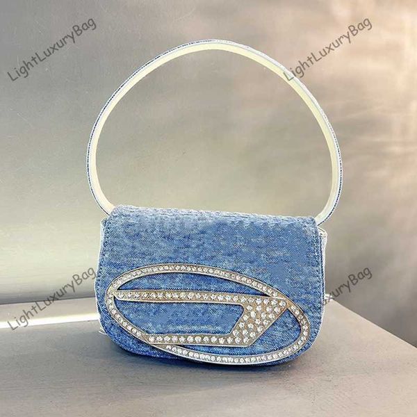 designer underarm bags luxury shoulder crossbody evening bag fashion cowboy gradient colour handbags women saddle wallet letter tote classic
designer underarm bags luxury shoulder crossbody evening bag fashion cowboy gradient colour handbags women saddle wallet letter tote classic