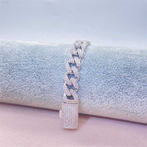 925 sterling silver iced out jewelry 10mm two row moissanite cuban bracelet vvs moissanite link cuban bracelet
925 sterling silver iced out jewelry 10mm two row moissanite cuban bracelet vvs moissanite link cuban bracelet