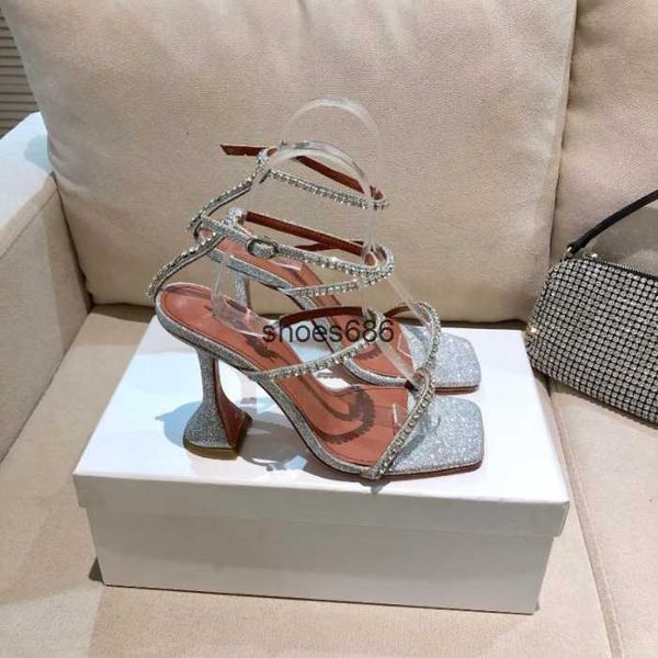 amina muaddi gilda silver leather sandals crystal encrusted strap spool heels sky high heel for women summer luxury designers shoes party we, Black
amina muaddi gilda silver leather sandals crystal encrusted strap spool heels sky high heel for women summer luxury designers shoes party we, Black