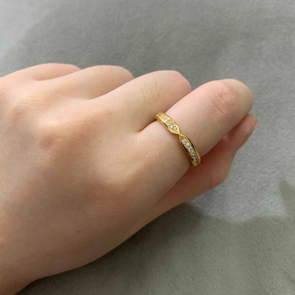 high version tiffay s925 all body sterling silver ring fashion versatile personalized new women's edition diamond with packaging
high version tiffay s925 all body sterling silver ring fashion versatile personalized new women's edition diamond with packaging