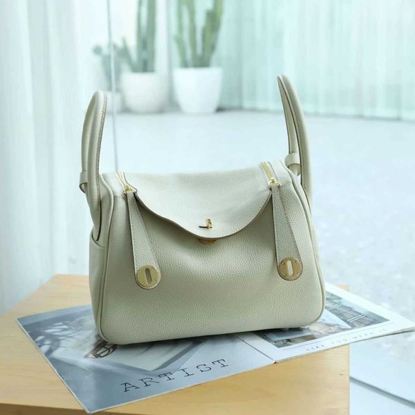factory wholesale designer h ermes totes handbags large genuine leather bag for women's 2023 summer new fashion handbag versatile pillo
factory wholesale designer h ermes totes handbags large genuine leather bag for women's 2023 summer new fashion handbag versatile pillo