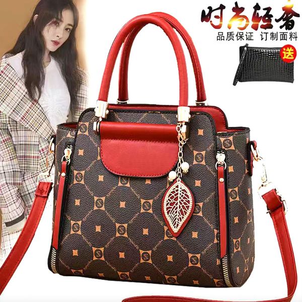 2023 new star fashion authentic leather women bag high-end handbag atmospheric stylish single shoulder crossbody bag
2023 new star fashion authentic leather women bag high-end handbag atmospheric stylish single shoulder crossbody bag