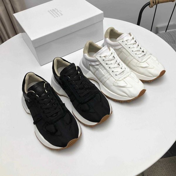 high edition mm6 dad's shoes 2023 new margiela training shoes thick sole inner elevated sports single shoe, Black
high edition mm6 dad's shoes 2023 new margiela training shoes thick sole inner elevated sports single shoe, Black