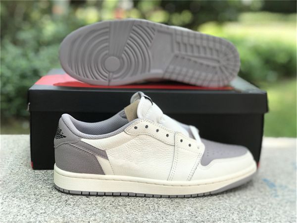 authentic 1 low og atmosphere grey athletic shoes sail black toe wmns unc chicago white powder blue gym red outdoor sneakers size 36-47, White;red
authentic 1 low og atmosphere grey athletic shoes sail black toe wmns unc chicago white powder blue gym red outdoor sneakers size 36-47, White;red