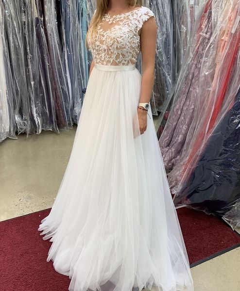 2023 summer a line boat neck cap sleeves summer bridal dress casual beach wedding dress appliques crystals floor length tulle white maxi dre
2023 summer a line boat neck cap sleeves summer bridal dress casual beach wedding dress appliques crystals floor length tulle white maxi dre