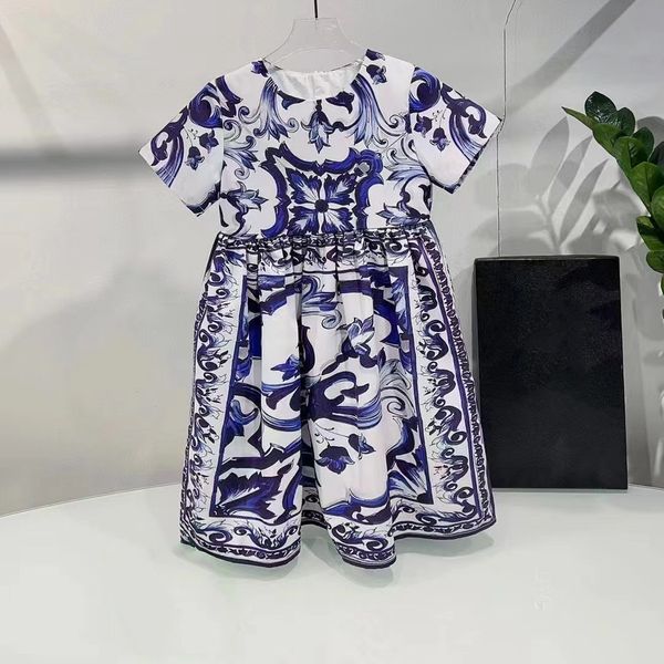 2023 new girls' summer girl dress children party dress, Red;yellow
2023 new girls' summer girl dress children party dress, Red;yellow