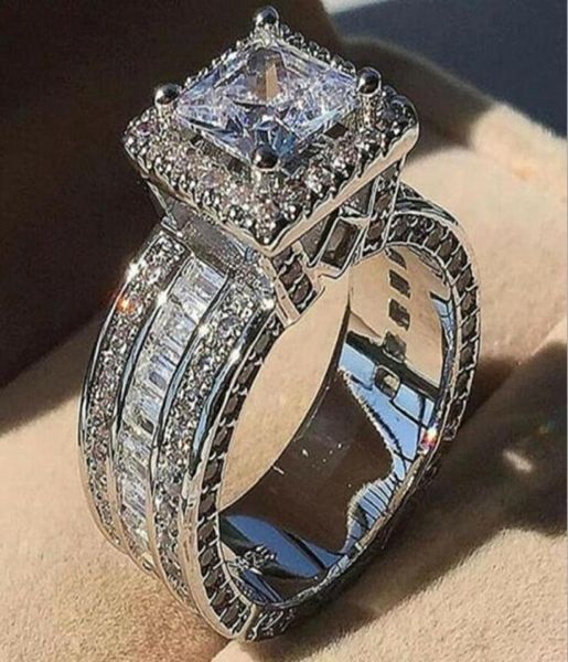 choucong unique luxury jewelry 925 sterling silvergold fill princess cut whie z cz diamond party eternity women wedding band 1732077, Slivery;golden
choucong unique luxury jewelry 925 sterling silvergold fill princess cut whie z cz diamond party eternity women wedding band 1732077, Slivery;golden