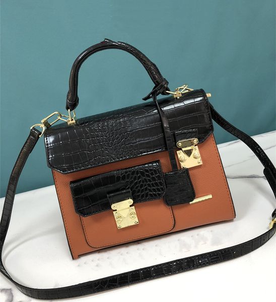fashion designer bags tote bag retro bag women's 2023 new fashion handheld box bag casual one shoulder crossbody small square bag whole
fashion designer bags tote bag retro bag women's 2023 new fashion handheld box bag casual one shoulder crossbody small square bag whole