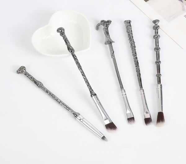 2022 shelves 5 pcs / set makeup brush magic wand eye shadow brush beauty cosmetics potter tool fast delivery6882357
2022 shelves 5 pcs / set makeup brush magic wand eye shadow brush beauty cosmetics potter tool fast delivery6882357