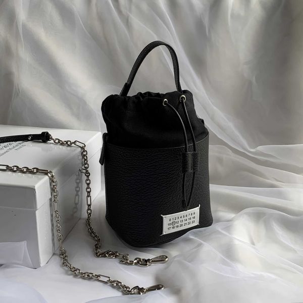 argiela mm6 majira glam slam hobo women's sheepskin liu wen same style leather cloud bag single shoulder underarm bag 1c48
argiela mm6 majira glam slam hobo women's sheepskin liu wen same style leather cloud bag single shoulder underarm bag 1c48