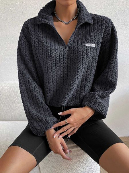 letter patched quarter zip shoulder sweatshirt, White;black