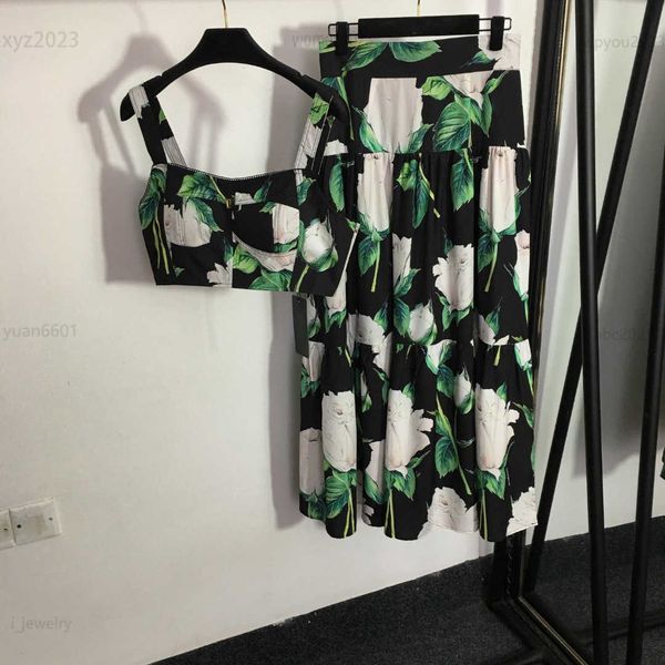designer women dress two piece dress girl suits size s-l white rose flower printing bra camisole and high waist big hem skirt july19
designer women dress two piece dress girl suits size s-l white rose flower printing bra camisole and high waist big hem skirt july19