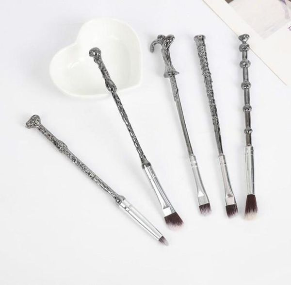 2022 shelves 5 pcs / set makeup brush magic wand eye shadow brush beauty cosmetics potter tool fast delivery5322305
2022 shelves 5 pcs / set makeup brush magic wand eye shadow brush beauty cosmetics potter tool fast delivery5322305