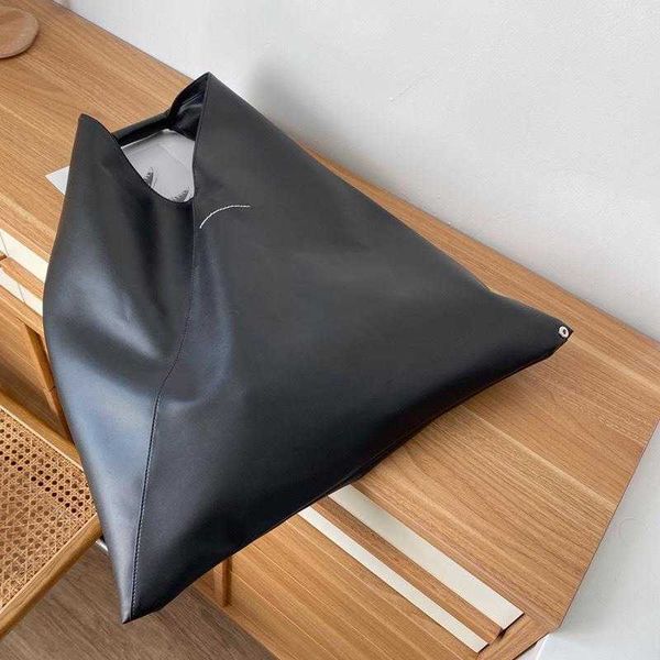argiela mm6 majira glam slam hobo women's sheepskin liu wen same style leather cloud bag single shoulder underarm bag 8r5x
argiela mm6 majira glam slam hobo women's sheepskin liu wen same style leather cloud bag single shoulder underarm bag 8r5x