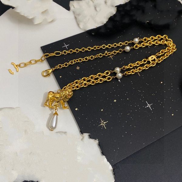 personality designer c-letter pendant necklaces trendy chain crysatal choker brand channel necklaces for women wedding ccity party jewelry c, Silver
personality designer c-letter pendant necklaces trendy chain crysatal choker brand channel necklaces for women wedding ccity party jewelry c, Silver