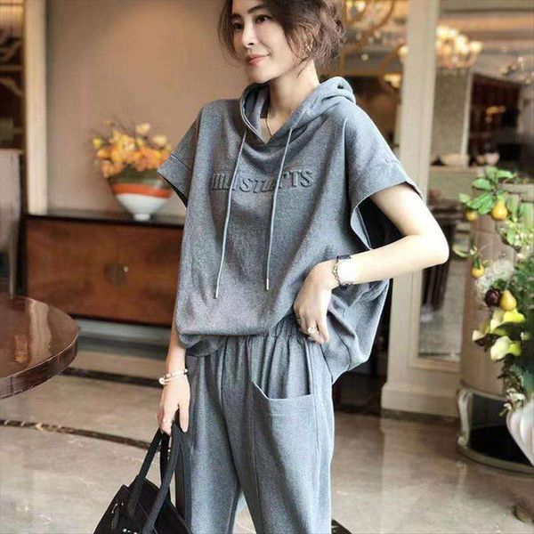 sports and leisure hooded pants suits women s summer loose all match short sleeve plus size two piece suit, White
sports and leisure hooded pants suits women s summer loose all match short sleeve plus size two piece suit, White