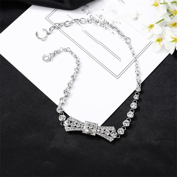 2023 latest women pendant necklaces ccity metal brass gold multilayer choker women jewelry designer luxury accessories 8834, Silver
2023 latest women pendant necklaces ccity metal brass gold multilayer choker women jewelry designer luxury accessories 8834, Silver