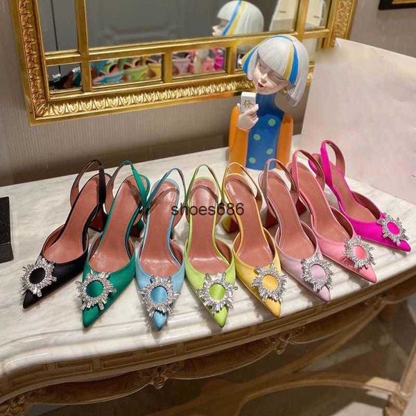 luxury designer amina muaddi sandals high heeled shoes begum bow crystal-embellished buckle pointed sunflower sandal summer footwear 10cm di, Black
luxury designer amina muaddi sandals high heeled shoes begum bow crystal-embellished buckle pointed sunflower sandal summer footwear 10cm di, Black