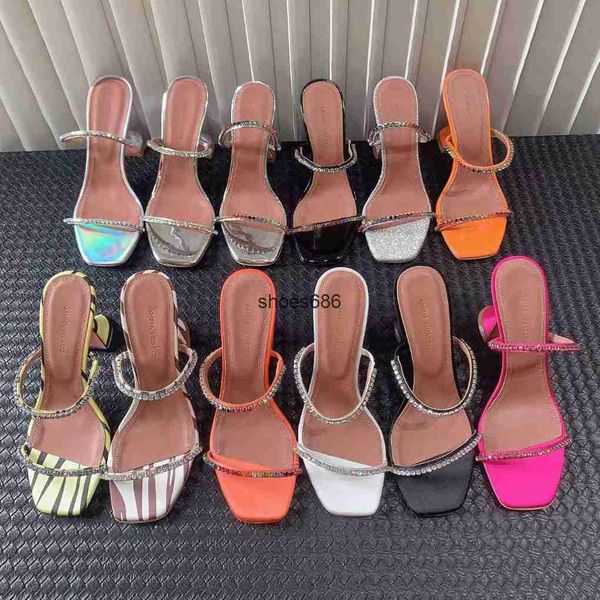 amina muaddi sandals 95mm crystal embellished gilda slipper strap spool heels heel for slipper women summer luxury designers shoes banquet d, Black
amina muaddi sandals 95mm crystal embellished gilda slipper strap spool heels heel for slipper women summer luxury designers shoes banquet d, Black
