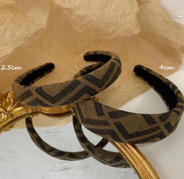 vintage brand designer letter printing headbands for women widebrimmed thicken spring hairbands headwrap cloth fabric headwear st5522074, Silver
vintage brand designer letter printing headbands for women widebrimmed thicken spring hairbands headwrap cloth fabric headwear st5522074, Silver