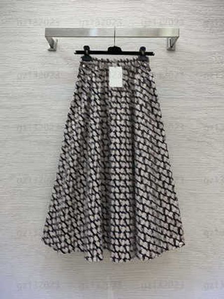 dress for woman half skirt dresses customized stiff cotton fabric full logo printed high waist long half-skirt summer lady designer dress, Black
dress for woman half skirt dresses customized stiff cotton fabric full logo printed high waist long half-skirt summer lady designer dress, Black