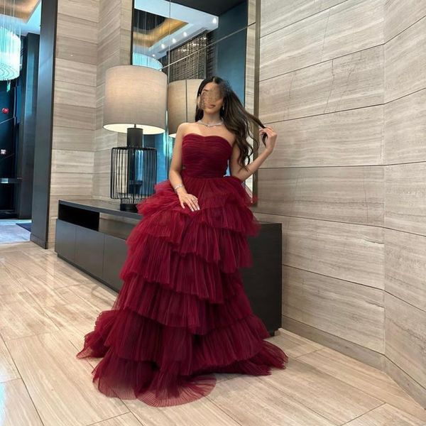 elegant long burgundy strapless tulle evening dresses a-line tiered zipper back small train prom dresses robe de soiree formal party gown fo, Black;red
elegant long burgundy strapless tulle evening dresses a-line tiered zipper back small train prom dresses robe de soiree formal party gown fo, Black;red